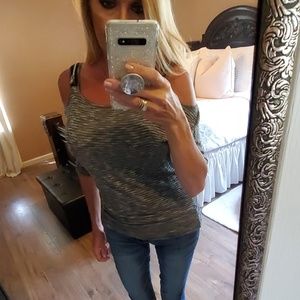 Annabelle cold shoulder top